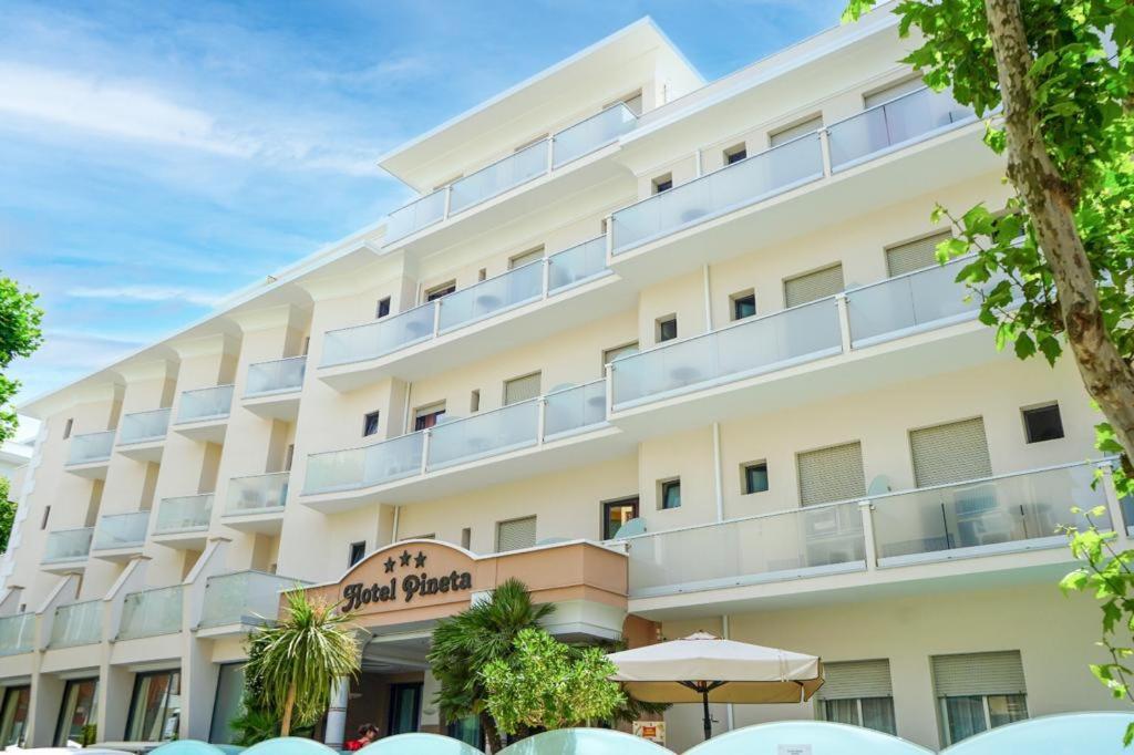 Hotel Pineta Bellaria-Igea Marina Bagian luar foto