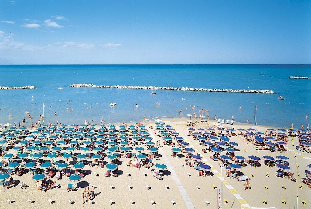 Hotel Pineta Bellaria-Igea Marina Bagian luar foto